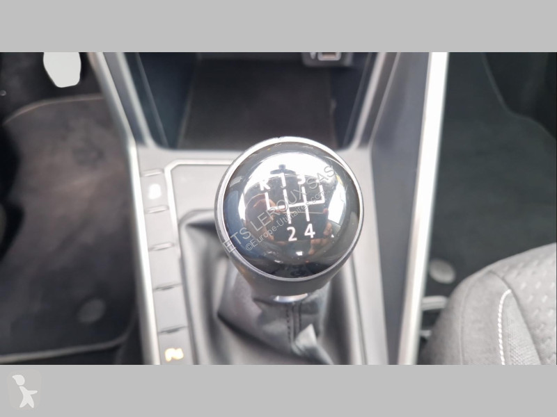 عربة نفعية Volkswagen POLO