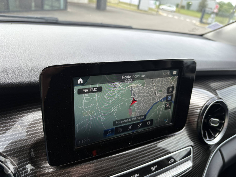 Véhicule utilitaire Mercedes Classe V...