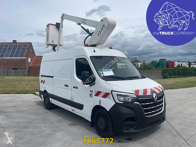 Samochód dostawczy Renault 145.35 nacelle