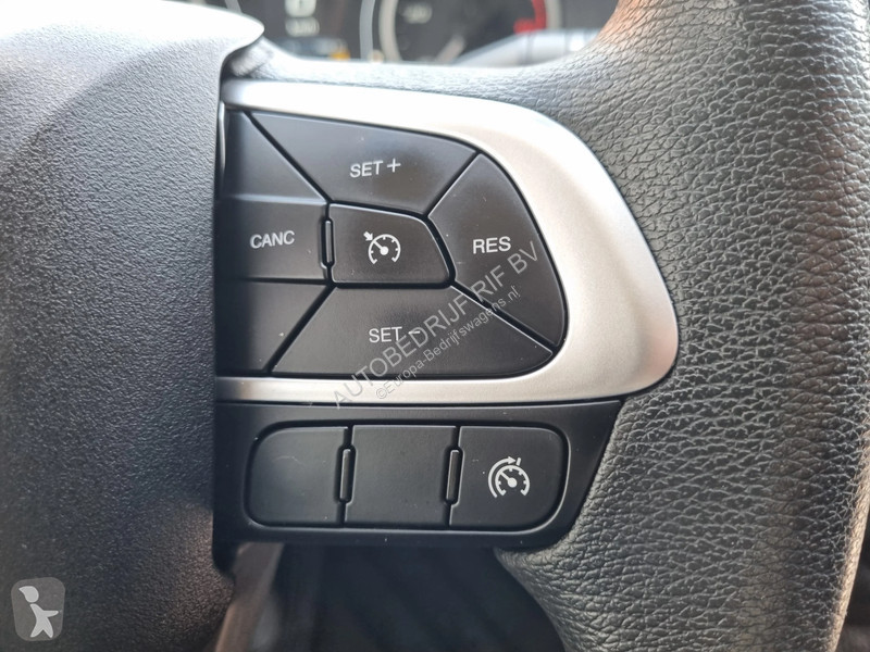 Furgoneta Iveco 35C18 3.0D 180PK L4H2 Maxi N1...