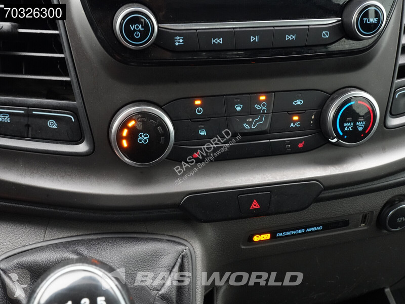 Samochód dostawczy Ford 130pk Dubbel Cabine...