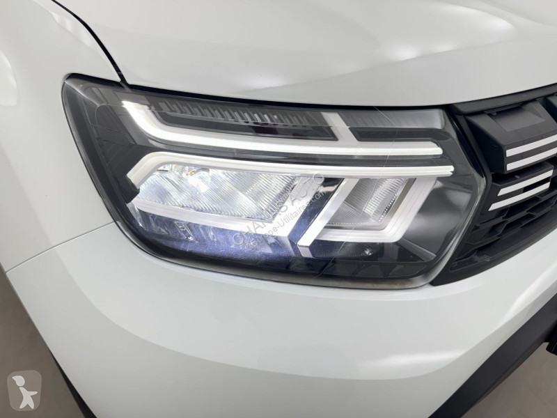 Véhicule utilitaire Dacia 1.0 TCe 90 Essentiel