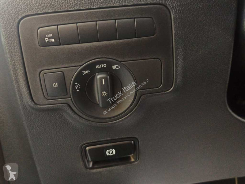 عربة نفعية Mercedes III - vito 116 cdi...