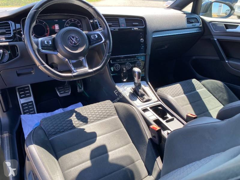 عربة نفعية Volkswagen