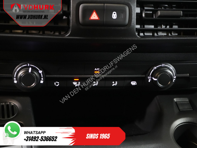 Лекотоварен автомобил Opel 135 pk 50kWh 285 km...