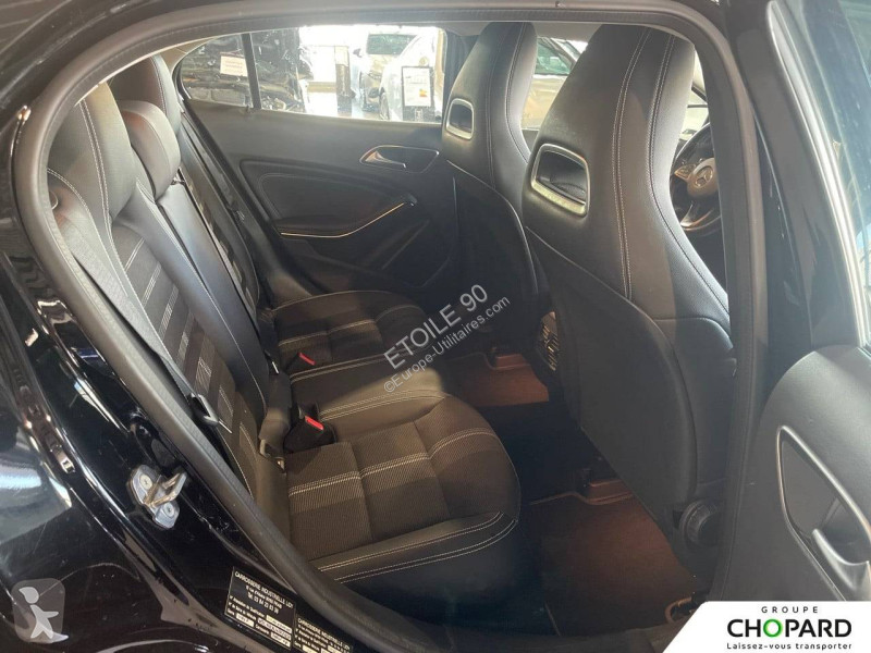 Samochód dostawczy Mercedes GLA 180 7-G DCT