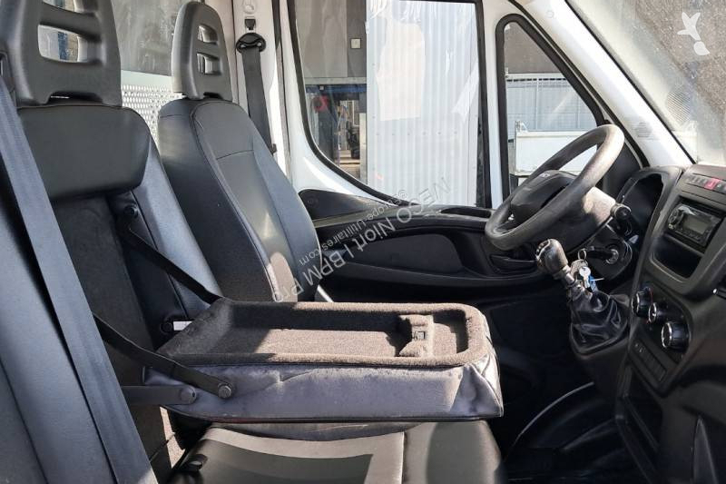 Furgoneta Iveco