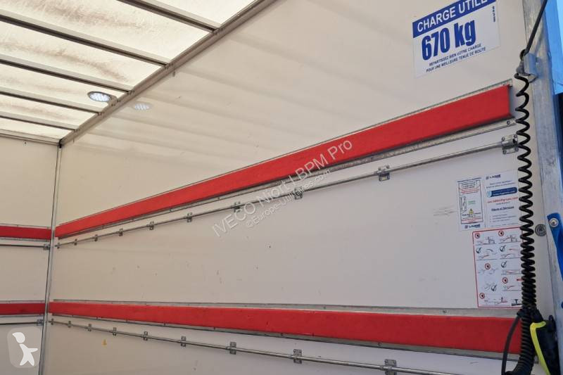 Furgoneta Iveco