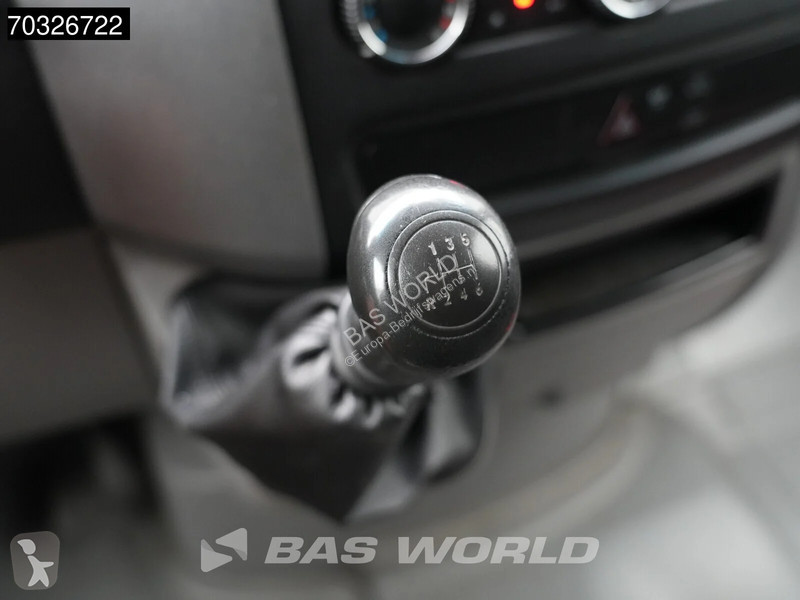 Véhicule utilitaire Mercedes 313 CDI...