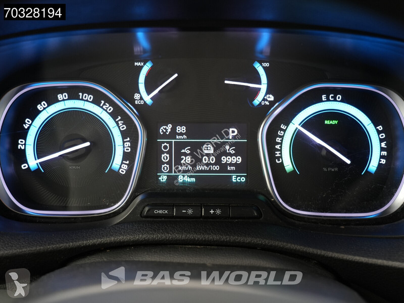 عربة نفعية Peugeot Elektrisch 50kWh 230km WLTP...