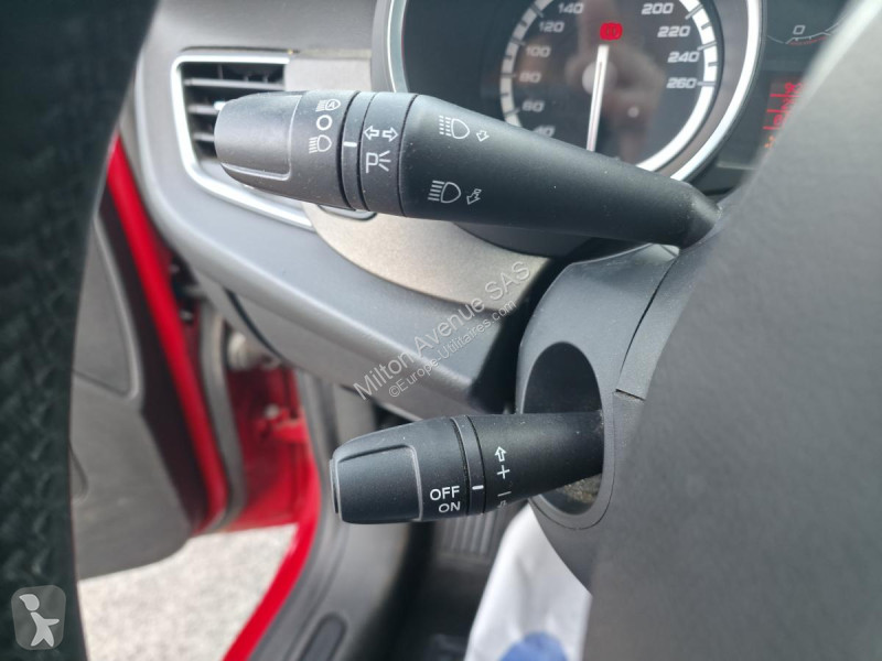 Samochód dostawczy Alfa-Roméo GIULIETTA 1.4...