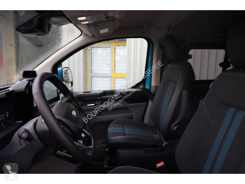 Véhicule utilitaire Ford TRANSIT CUSTOM 2.0...