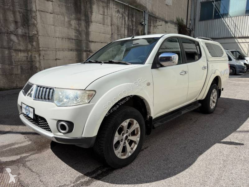 Furgoneta Mitsubishi