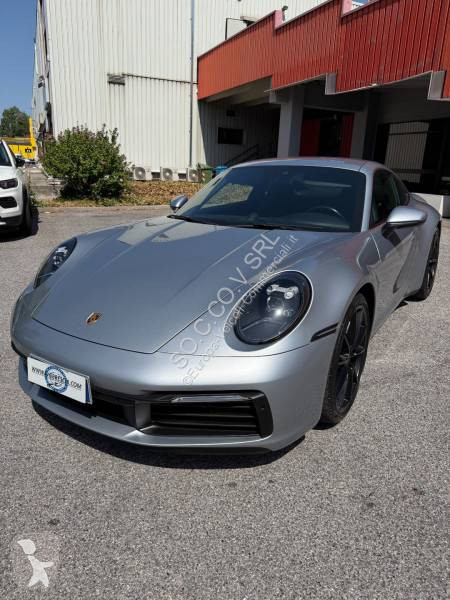 Véhicule utilitaire Porsche