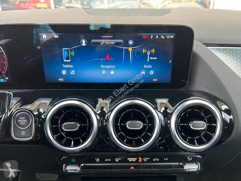 Véhicule utilitaire Mercedes B 180...