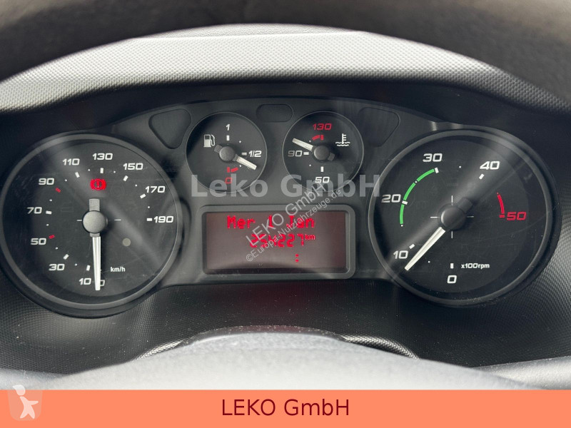 Furgoneta Iveco 35C13 Mit Carrier Xr 350