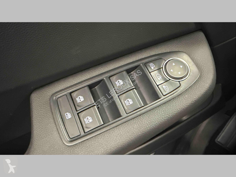 Véhicule utilitaire Renault CLIO V