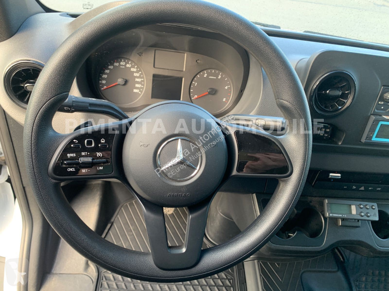 Mercedes 517/37 3,5t TK KOFFER -20° AUT BPM...