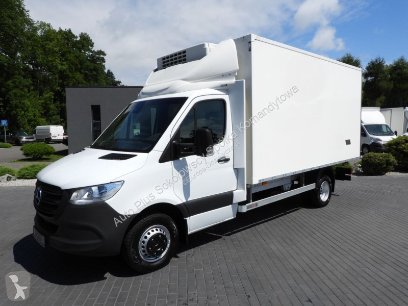 Коммерческий автомобиль Mercedes 25OXER
