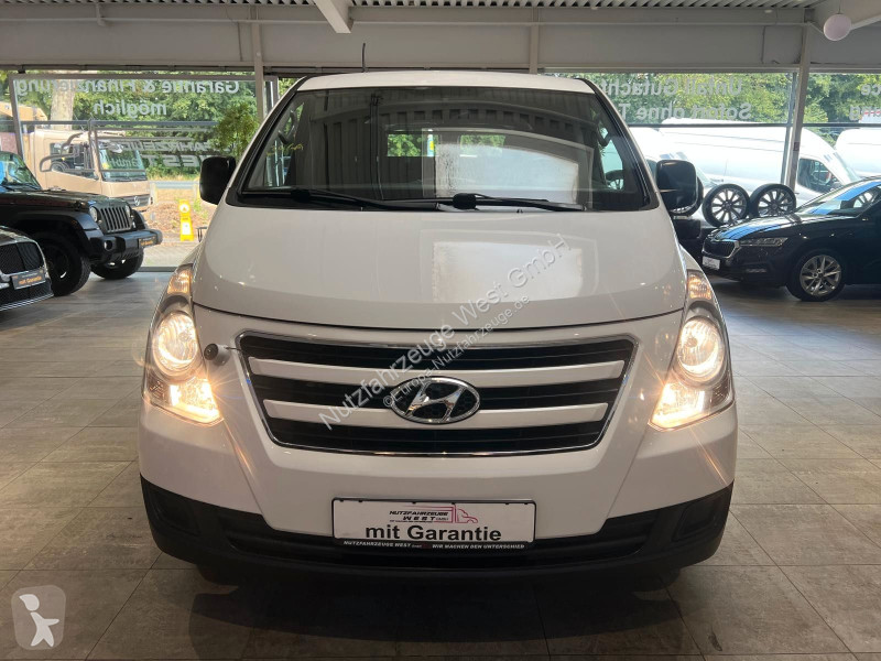 Samochód dostawczy Hyundai H-1  2,5 CRDI...