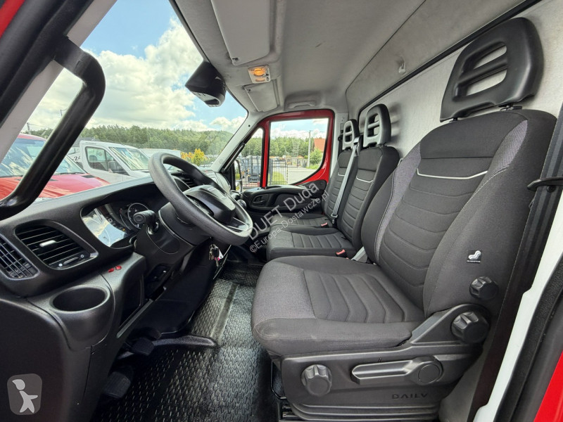 Лекотоварен автомобил Iveco
