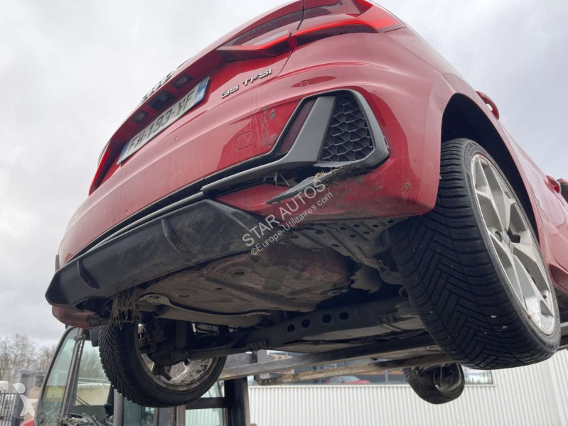 عربة نفعية Audi