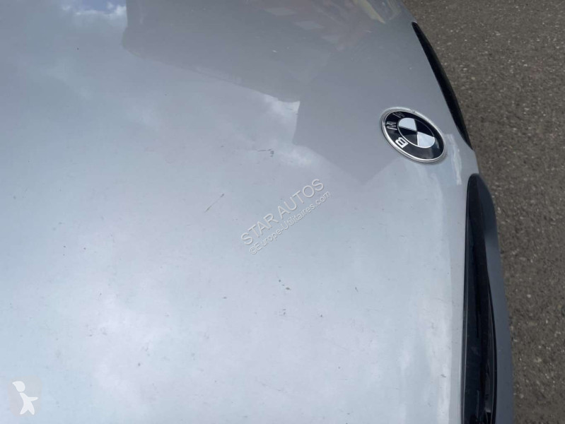 عربة نفعية BMW