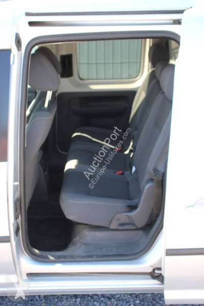 Furgoneta Volkswagen Kombi Maxi