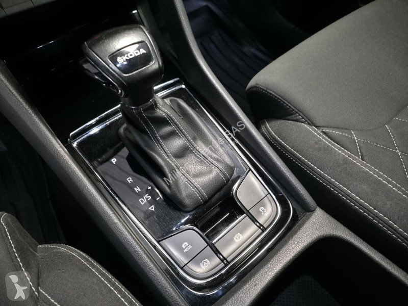 Samochód dostawczy Skoda KAROQ 2.0 TDI SCR -...