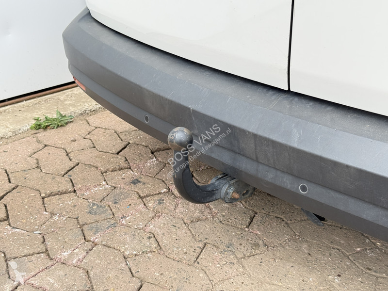 Samochód dostawczy Volkswagen 37kWh 113PK L2H1...