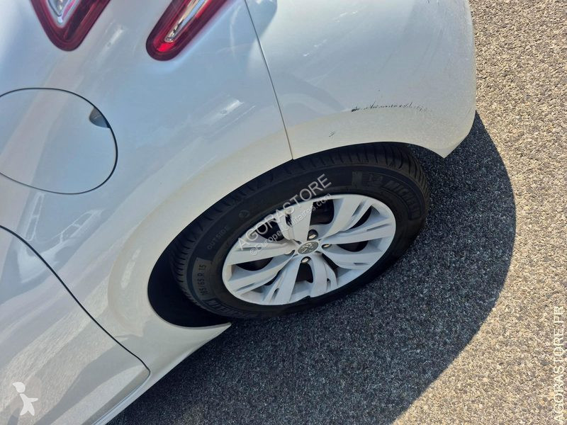Nyttofordon Peugeot 208