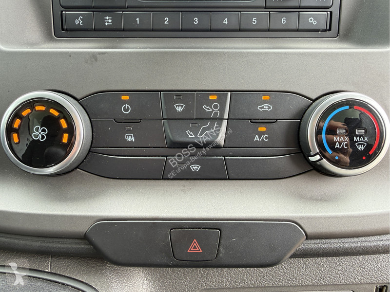 Véhicule utilitaire Ford 2.0 TDCI 130PK...