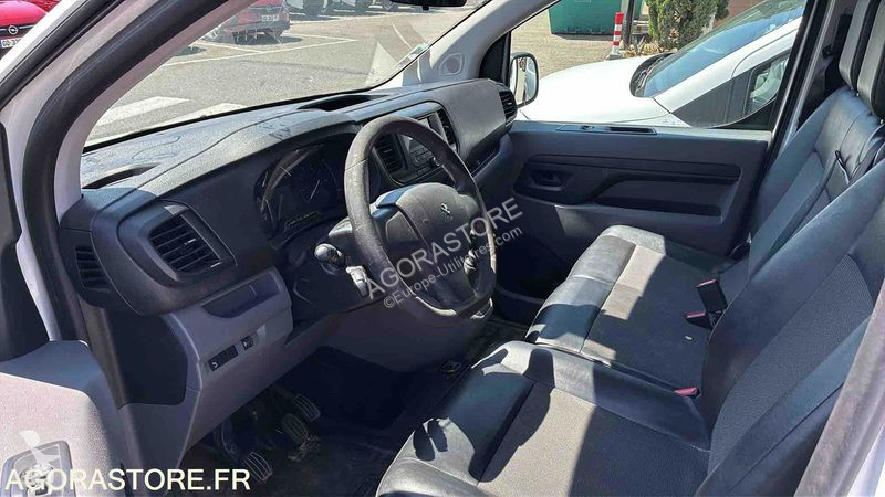 Véhicule utilitaire Peugeot EXPERT
