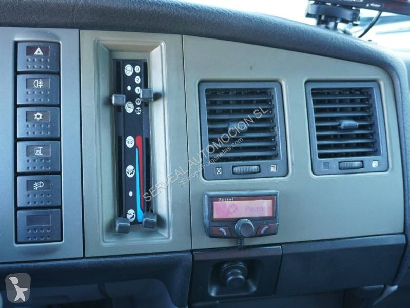 Furgoneta Nissan