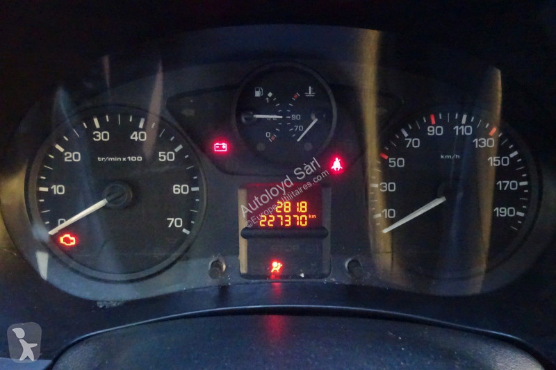Véhicule utilitaire Peugeot PARTNER 1,6 HDI 99