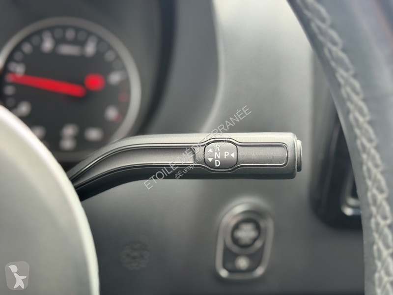 عربة نفعية Mercedes 319 CDI Fourgon Standard...
