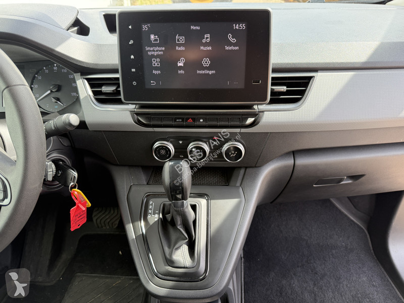 Furgoneta Renault E-Tech 45kWh 122PK L1...