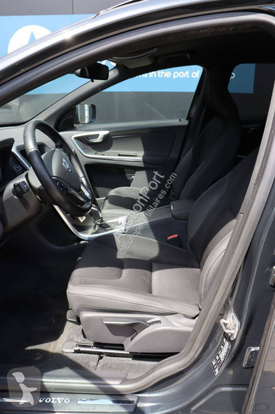 Samochód dostawczy Volvo D4 AWD