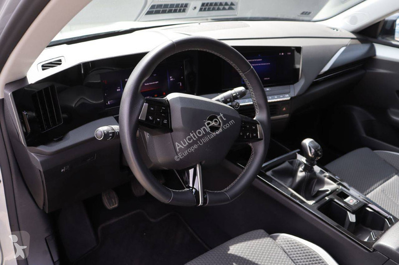 عربة نفعية Opel