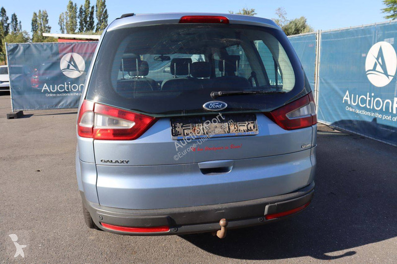 عربة نفعية Ford