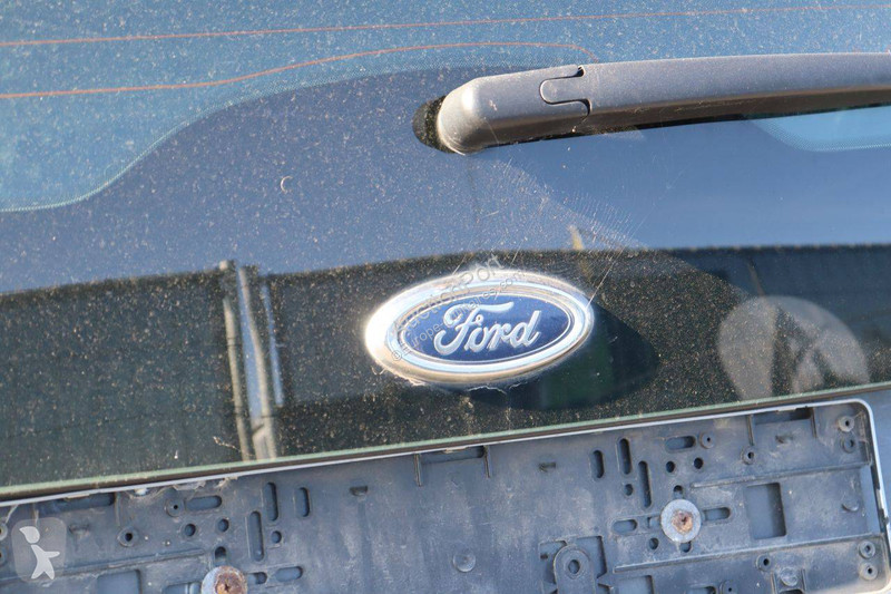 عربة نفعية Ford