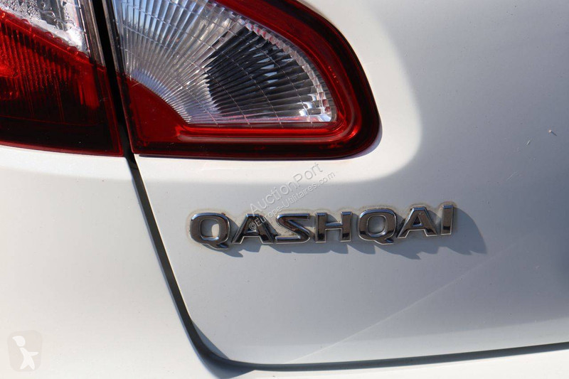 Samochód dostawczy Nissan acenta + navi QASHQAI