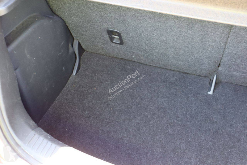 Samochód dostawczy Mazda  2