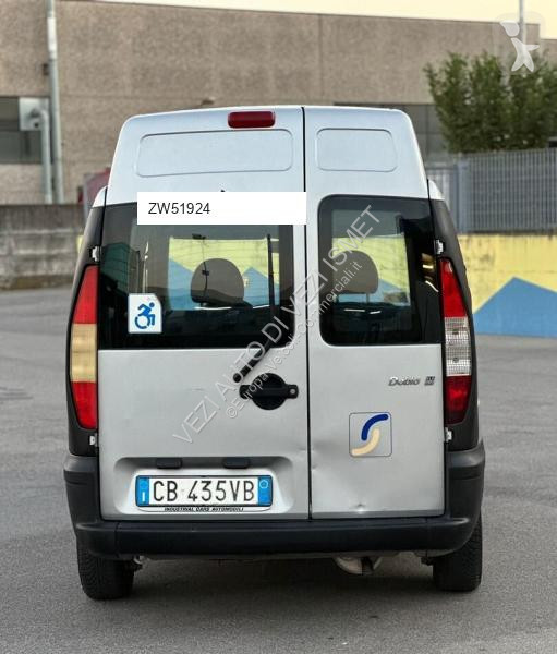 Veicolo commerciale Fiat doblo uso disabili