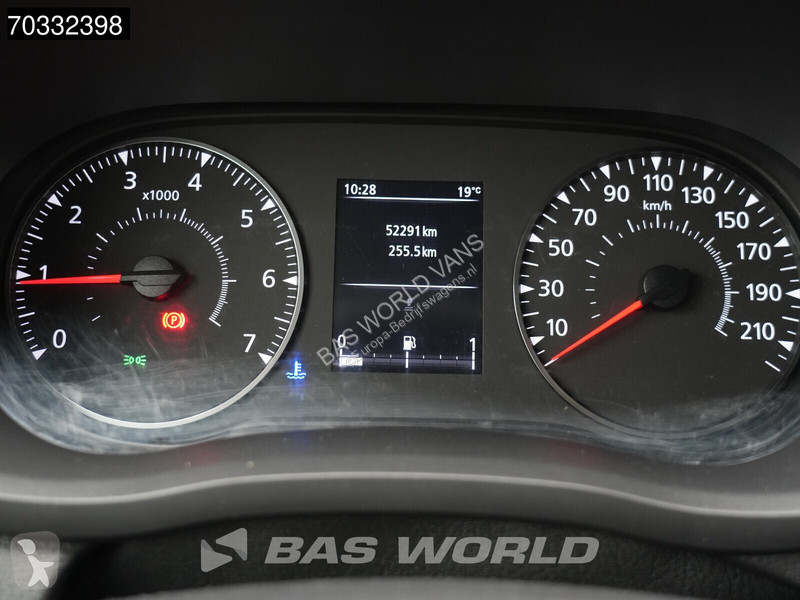 Bedrijfswagen Renault L2H2 Trekhaak APK 02/2027...