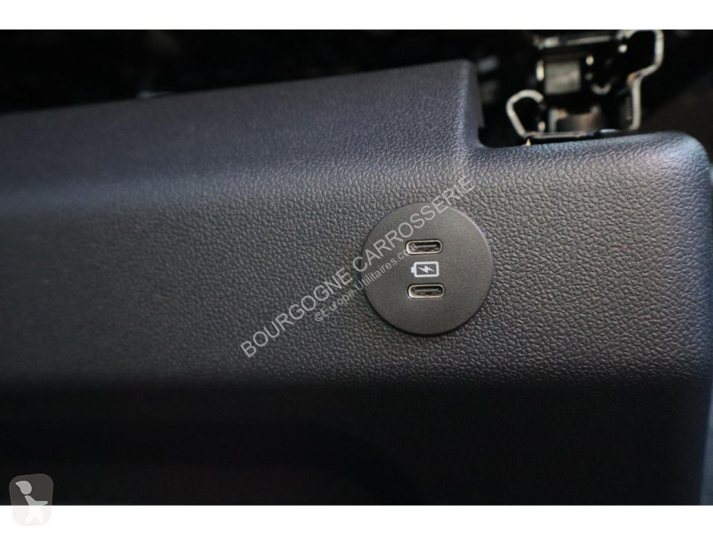 Véhicule utilitaire Ford
