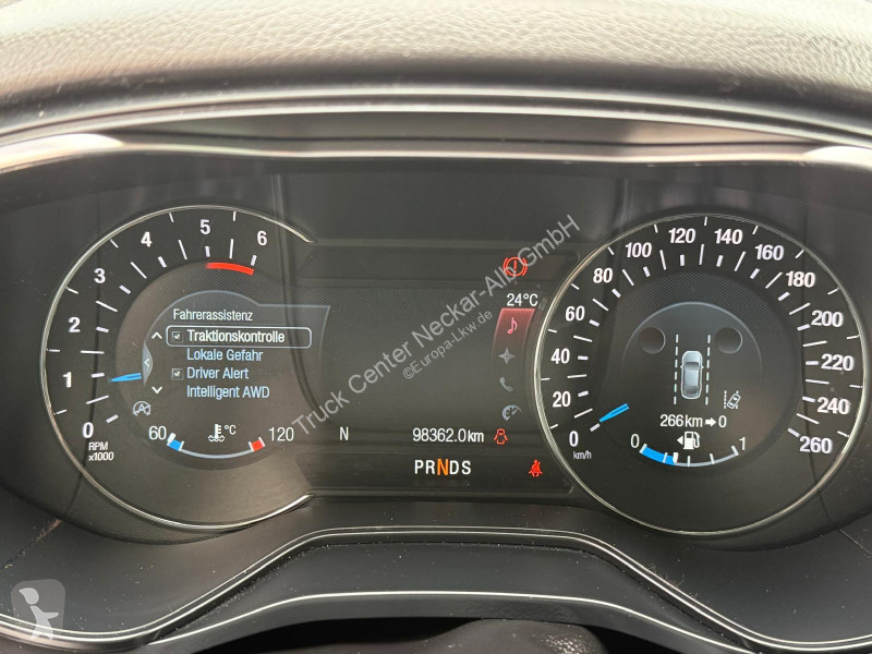 Véhicule utilitaire Ford Turnier Titanium 2.0...