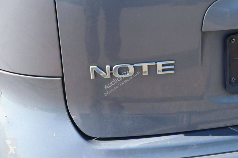 Furgoneta Nissan