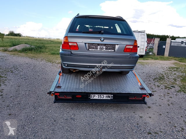Véhicule utilitaire Ford