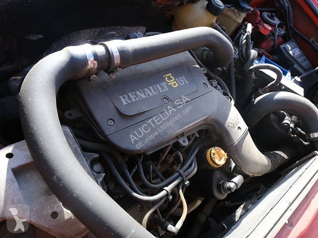 Véhicule utilitaire Renault 4X4